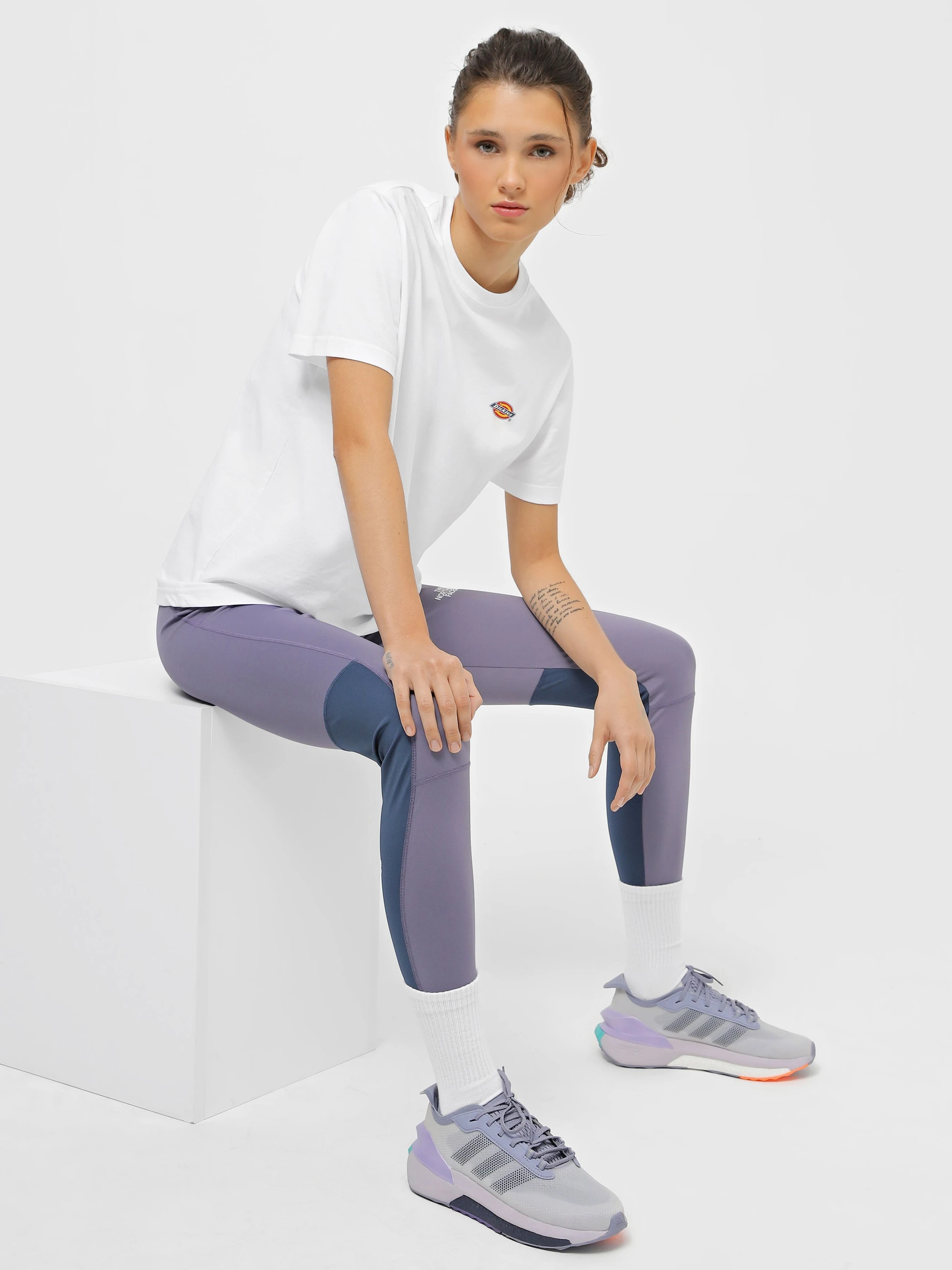 Штани The North Face Mountain Athletics модель NF0A825CIJV1